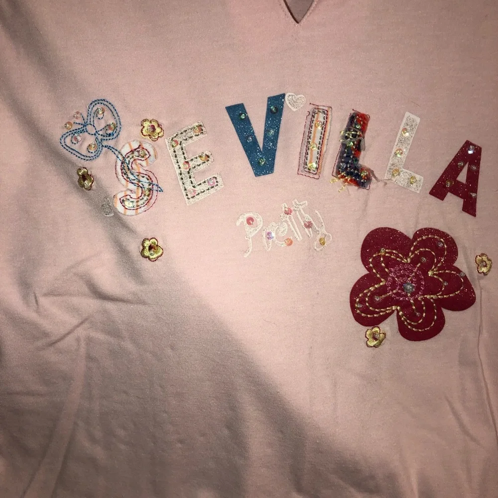 Girls Sevilla embroidered sparkly baby‎ tee ruffle hem pink girls size large 32”